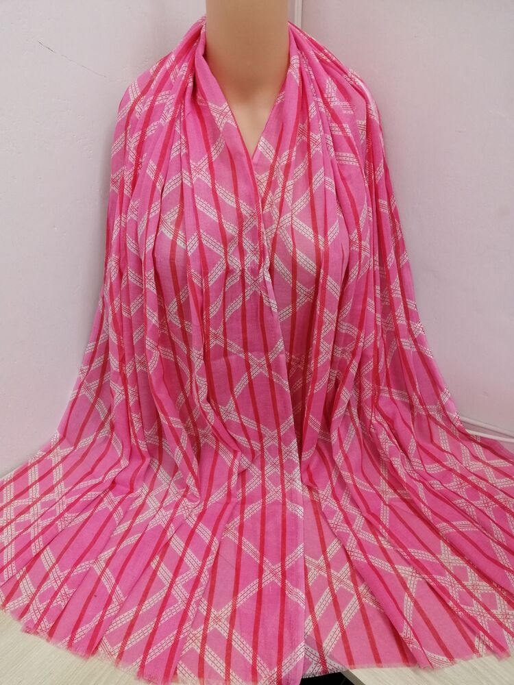  Fashionable Hijab For Women